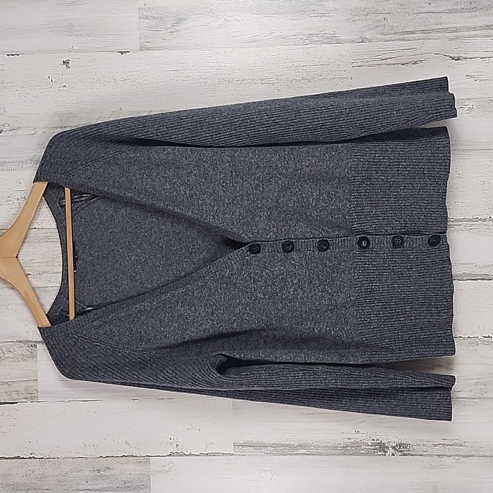 AK Anne Klein 100% cashmere gray deep V button cardigan sweater Size XL FLAWS